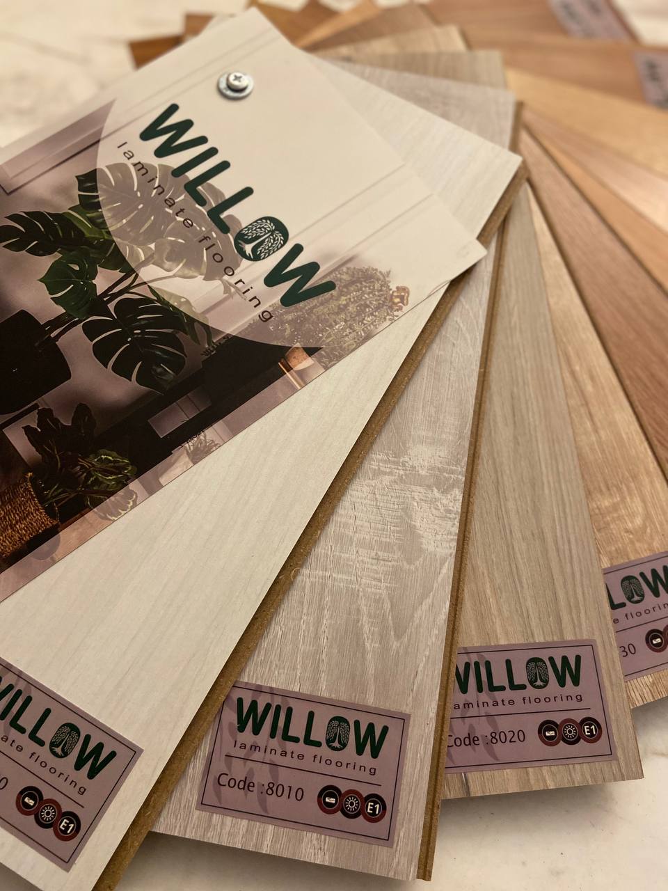 پارکت لمینت ویلو WILLOW