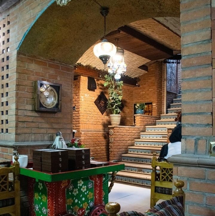 کافه رستوران چای تلخ