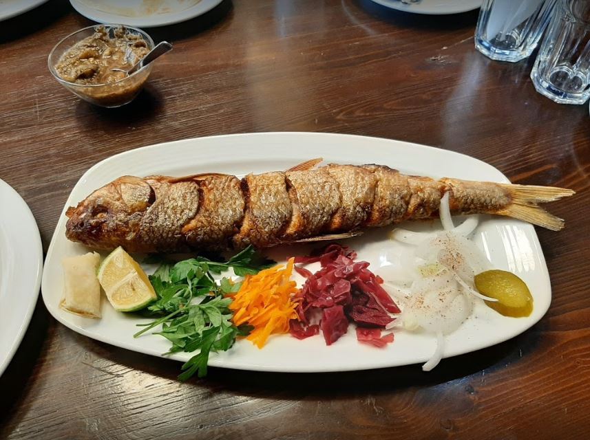 رستوران ماهی سفید گیلکی تهران پاسداران
