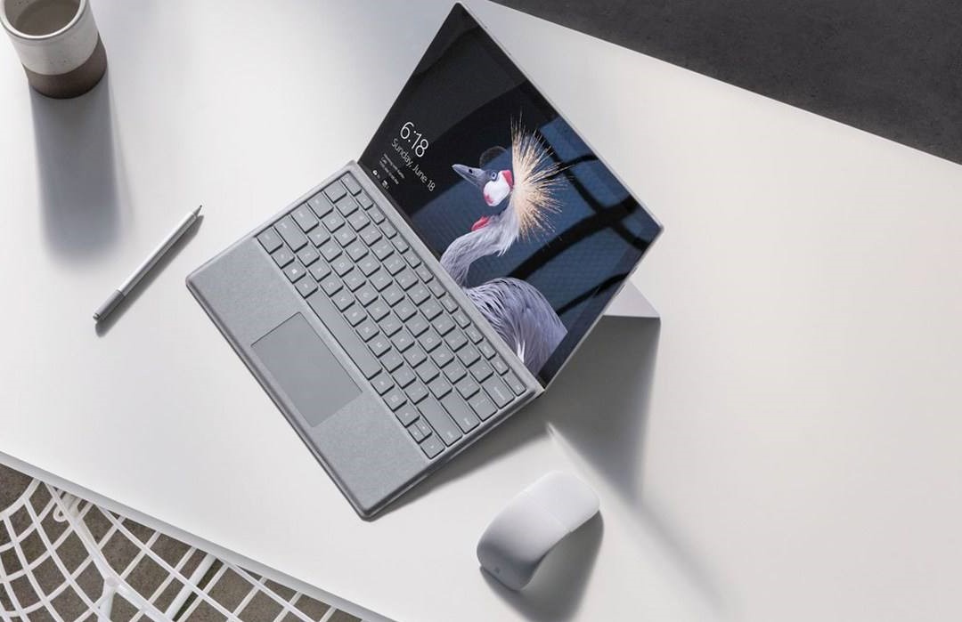 Microsoft Surface Laptop - A - 13 inch Laptop